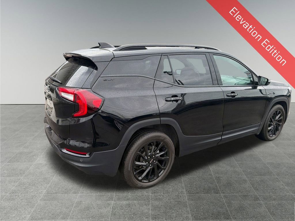 Used 2023 GMC Terrain SLT w/ Elevation Edition image 6
