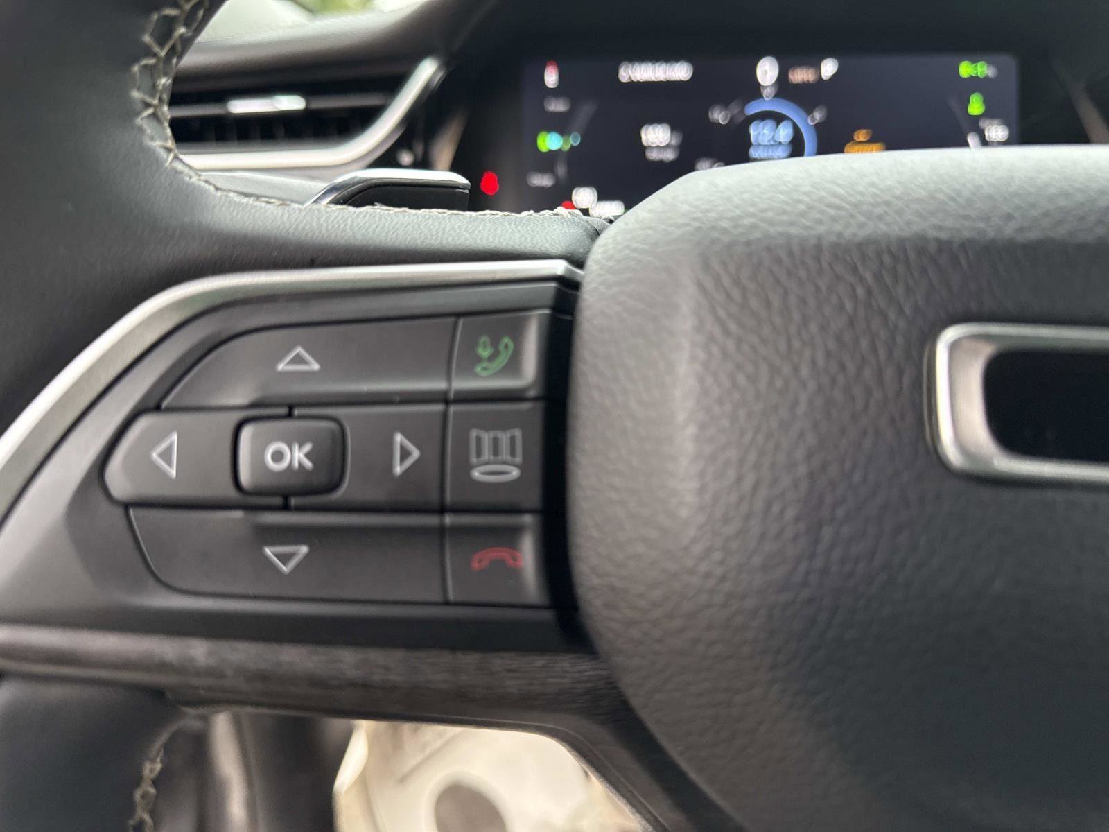 Used 2024 Jeep Grand Cherokee Limited 4xe image 29