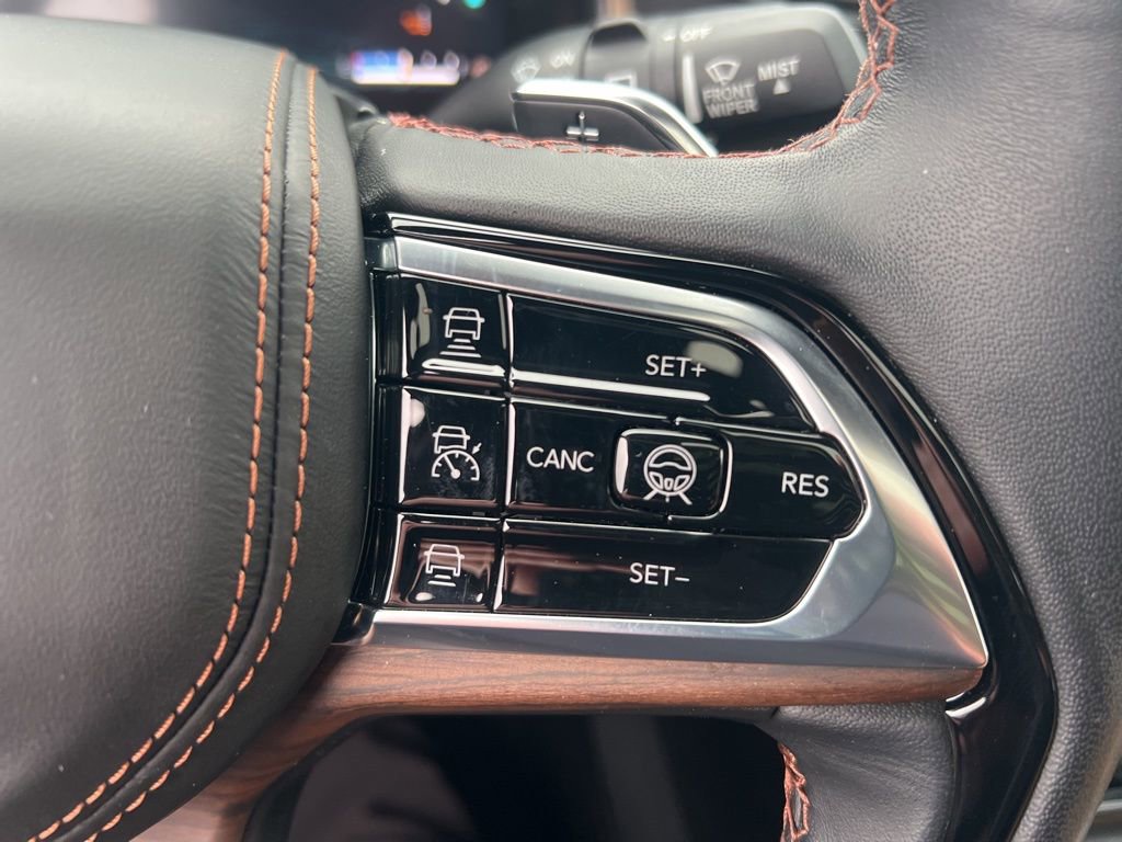 Used 2022 Jeep Grand Cherokee Summit w/ Advanced Protech Group IV image 63