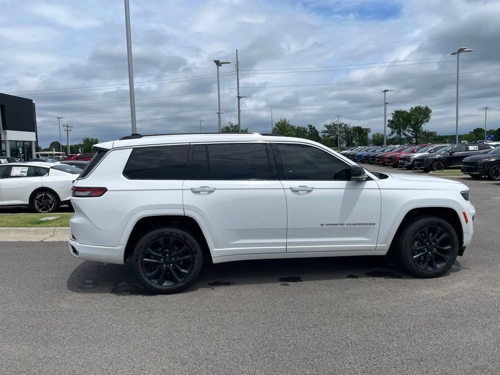 Used 2023 Jeep Grand Cherokee L Overland AWD/4WD image 8