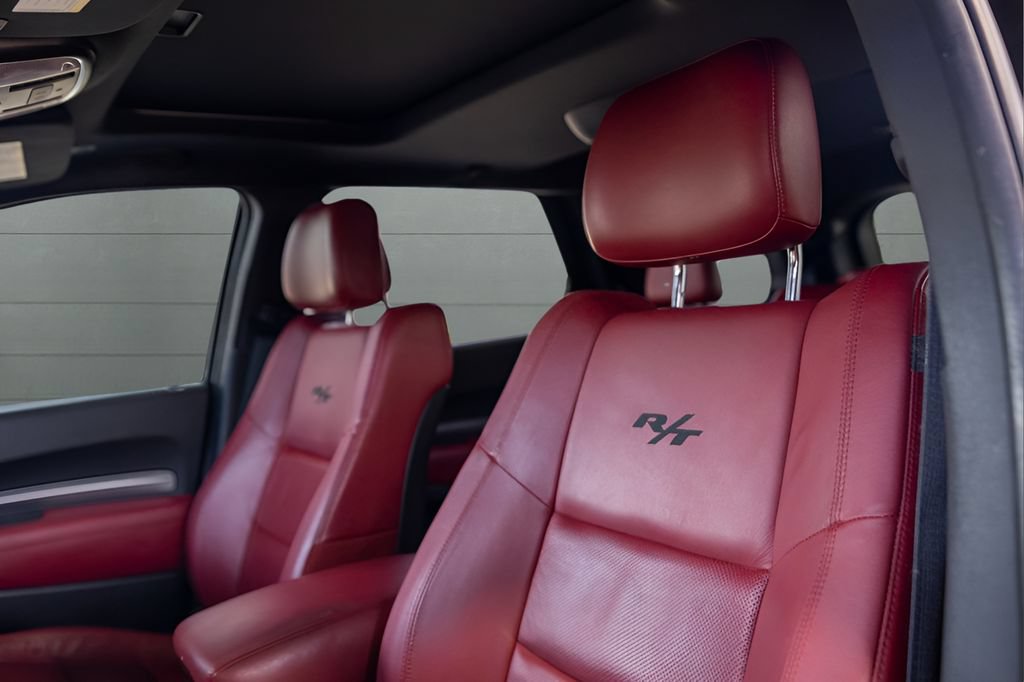 Used 2018 Dodge Durango R/T w/ Blacktop Package AWD/4WD image 2