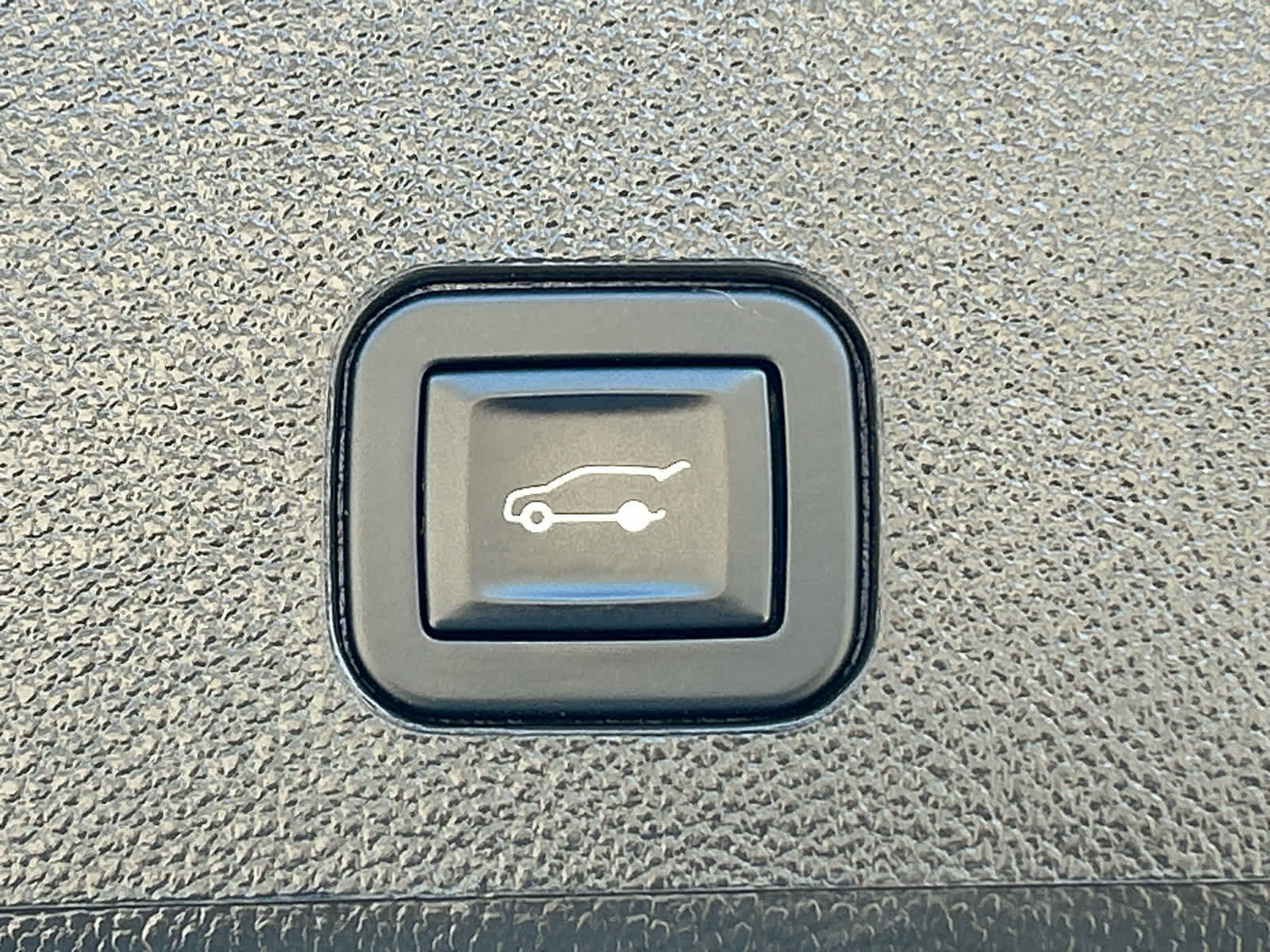 Used 2014 Cadillac SRX Luxury image 8