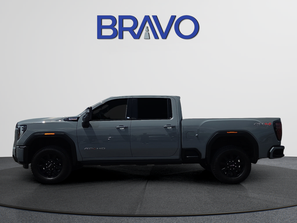 Used 2025 GMC Sierra 2500 AT4 w/ AT4 Premium Plus Package AWD/4WD image 2