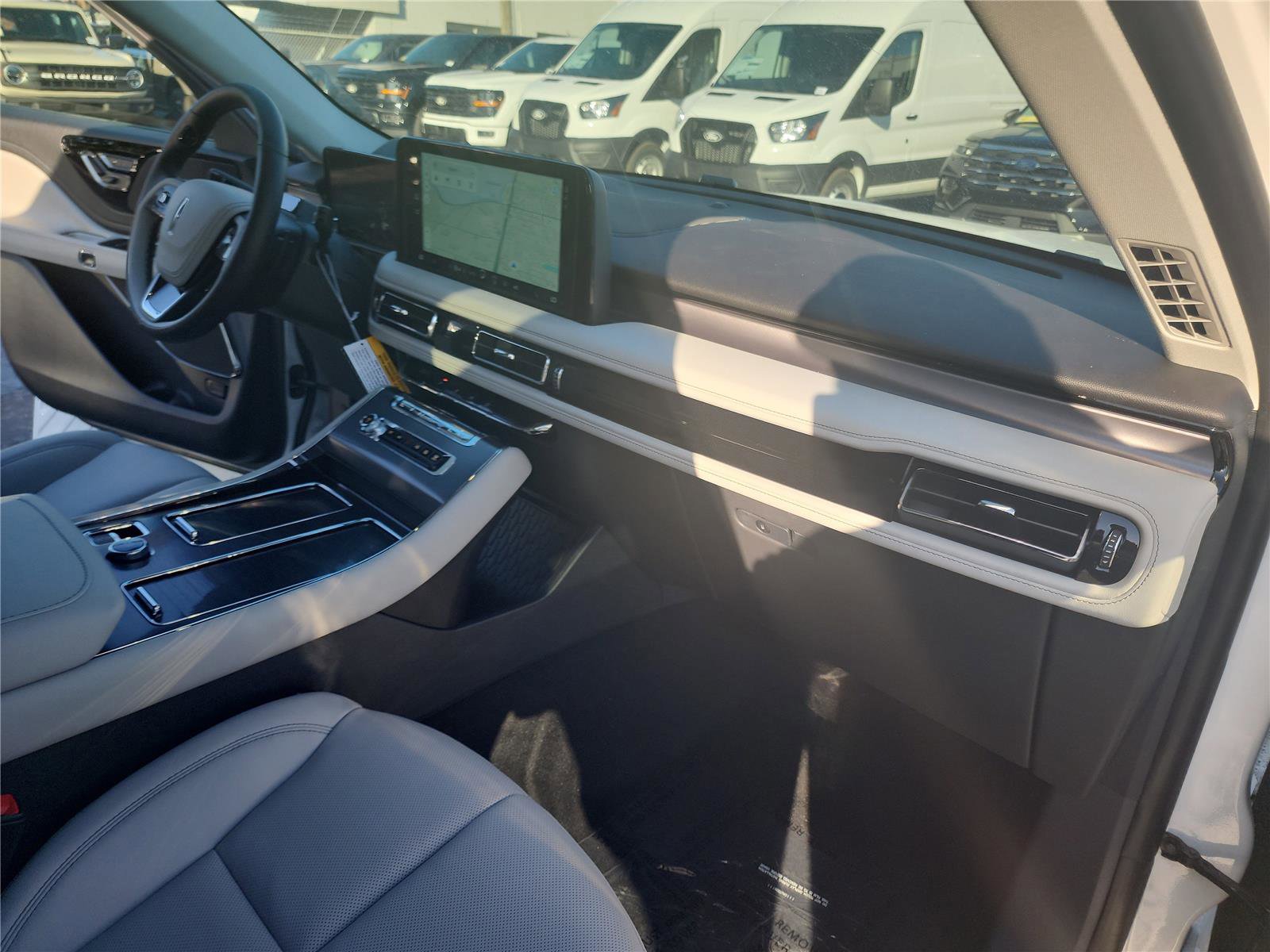 New 2026 Lincoln Aviator 2WD image 24