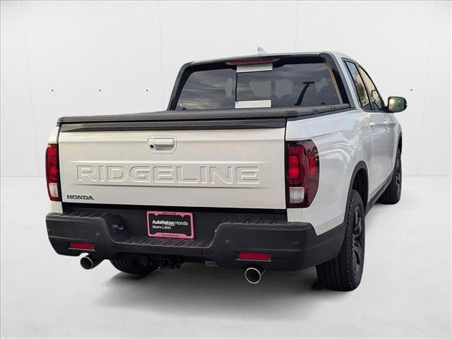 New 2025 Honda Ridgeline Black Edition image 2