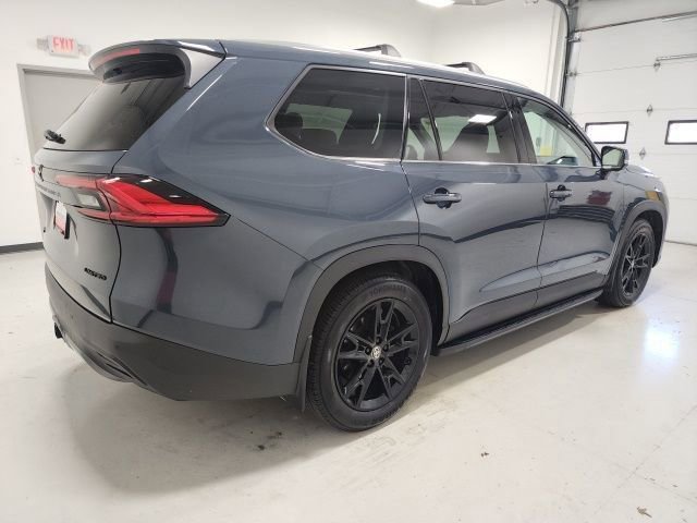 Used 2024 Toyota Grand Highlander Limited image 12