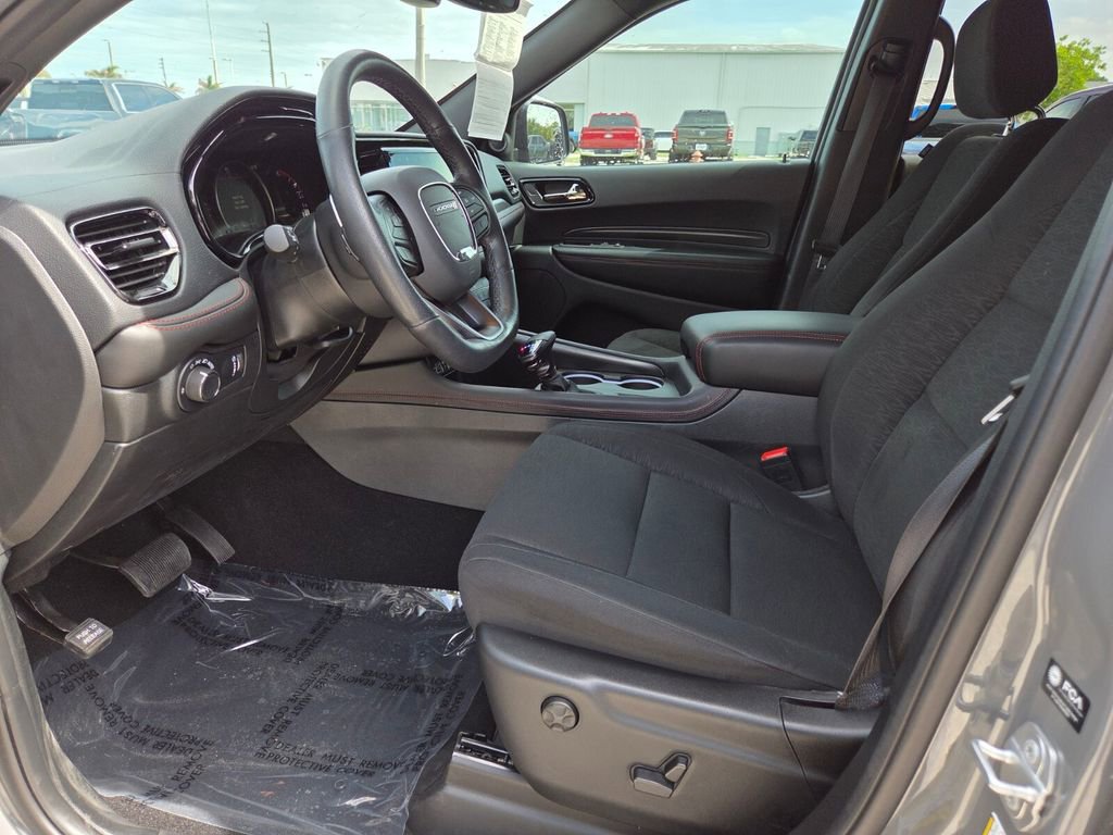 Used 2025 Dodge Durango GT w/ Blacktop Package RWD image 29