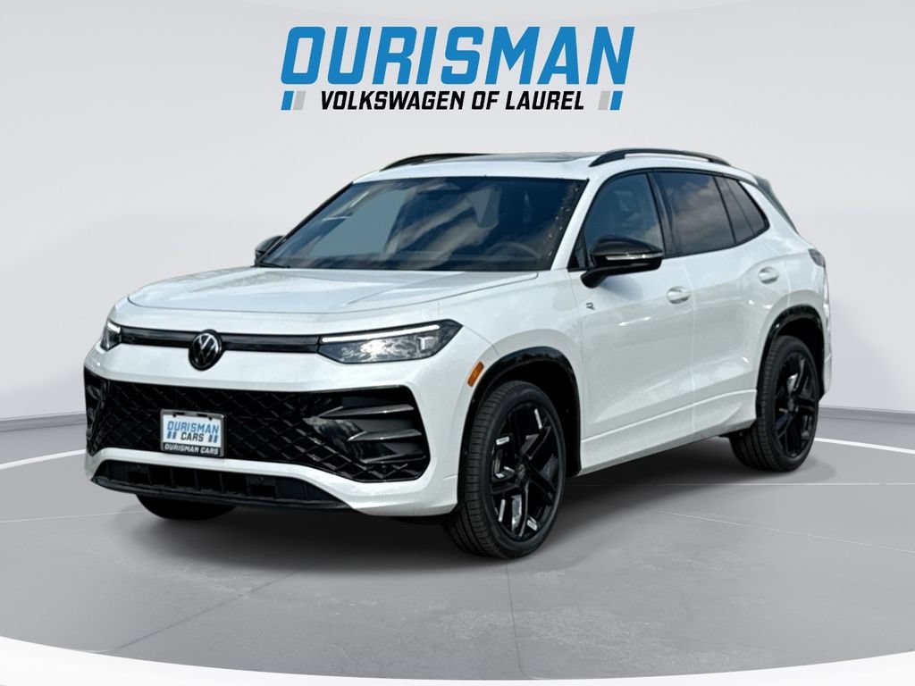 New 2026 Volkswagen Tiguan SE R-Line FWD image 1