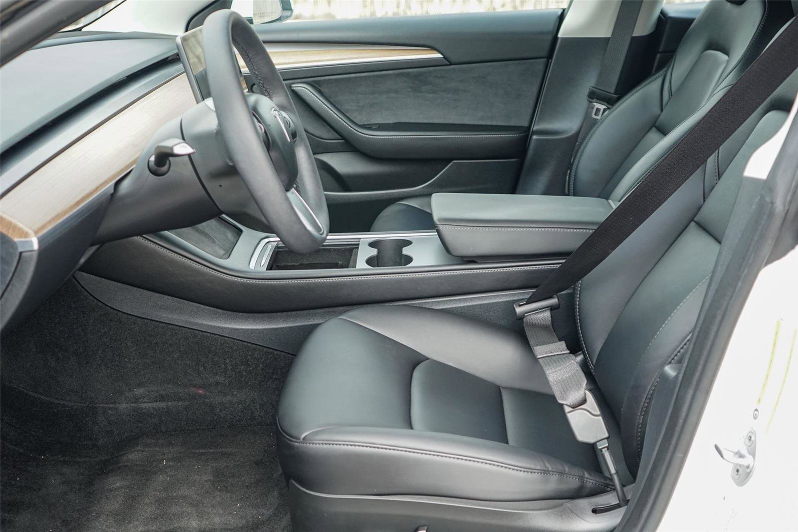 Used 2023 Tesla Model 3 Standard Range RWD image 10