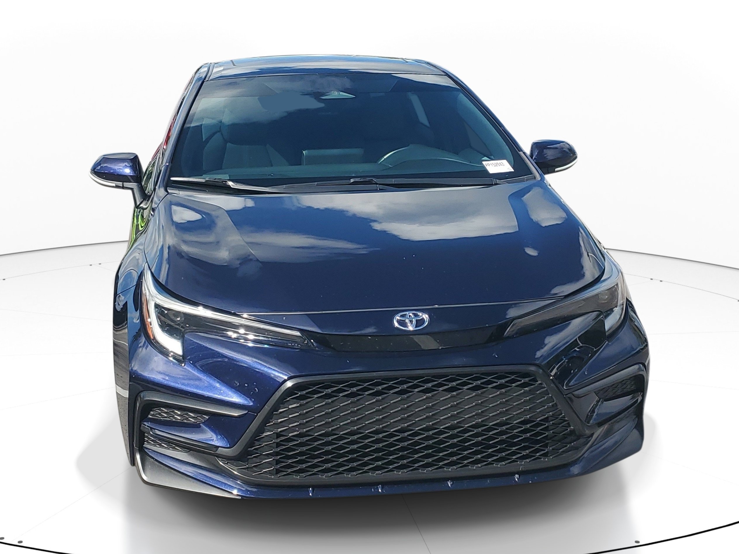 Used 2023 Toyota Corolla SE w/ SE Premium Package FWD image 3