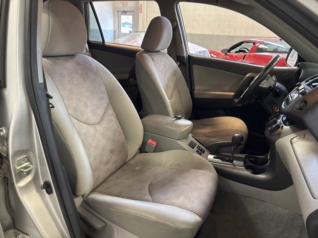 Used 2011 Toyota RAV4 2WD image 25