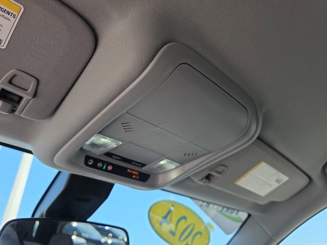 Used 2024 Chevrolet Equinox LS w/ LS Convenience Package FWD image 30