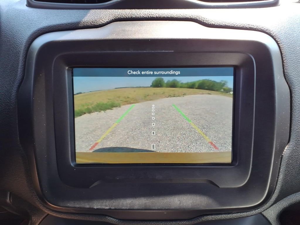 Used 2018 Jeep Renegade Trailhawk w/ Cold Weather Group II AWD/4WD image 7