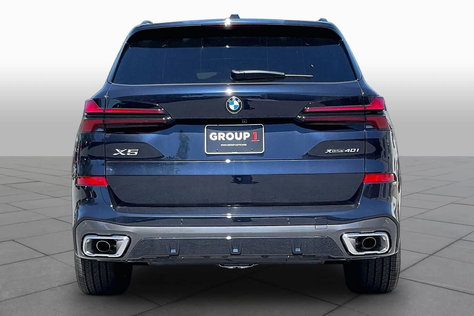 Used 2026 BMW X5 xDrive40i w/ M Sport Package AWD/4WD image 4
