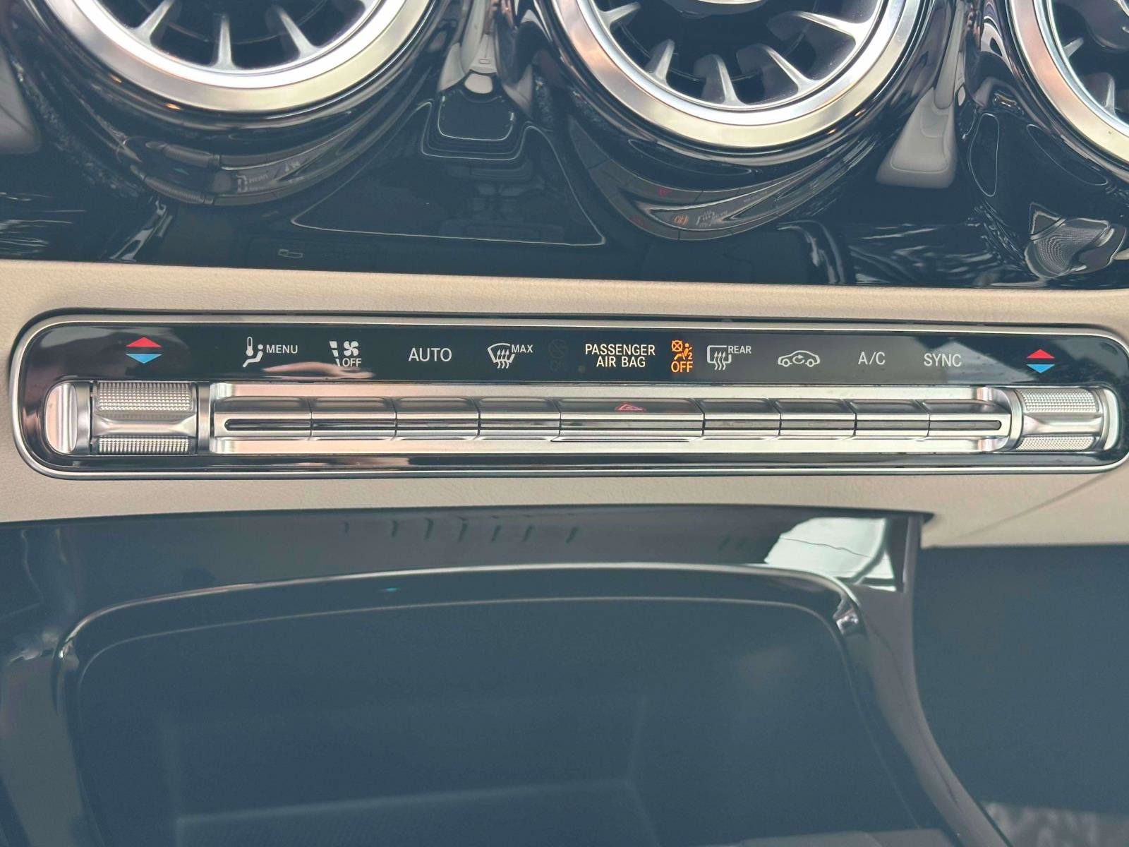 Certified 2022 Mercedes-Benz A 220 4MATIC image 24