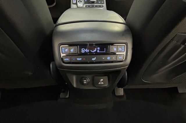 Used 2024 Hyundai Palisade Calligraphy image 27