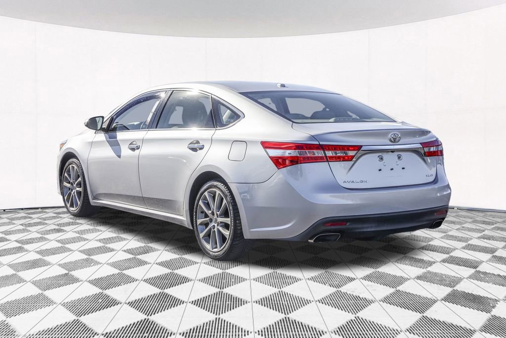 Used 2014 Toyota Avalon Limited image 12