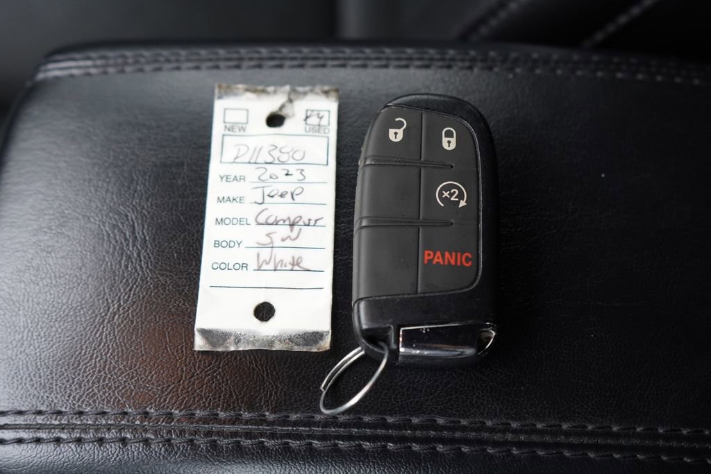 Used 2023 Jeep Compass Limited AWD/4WD image 32