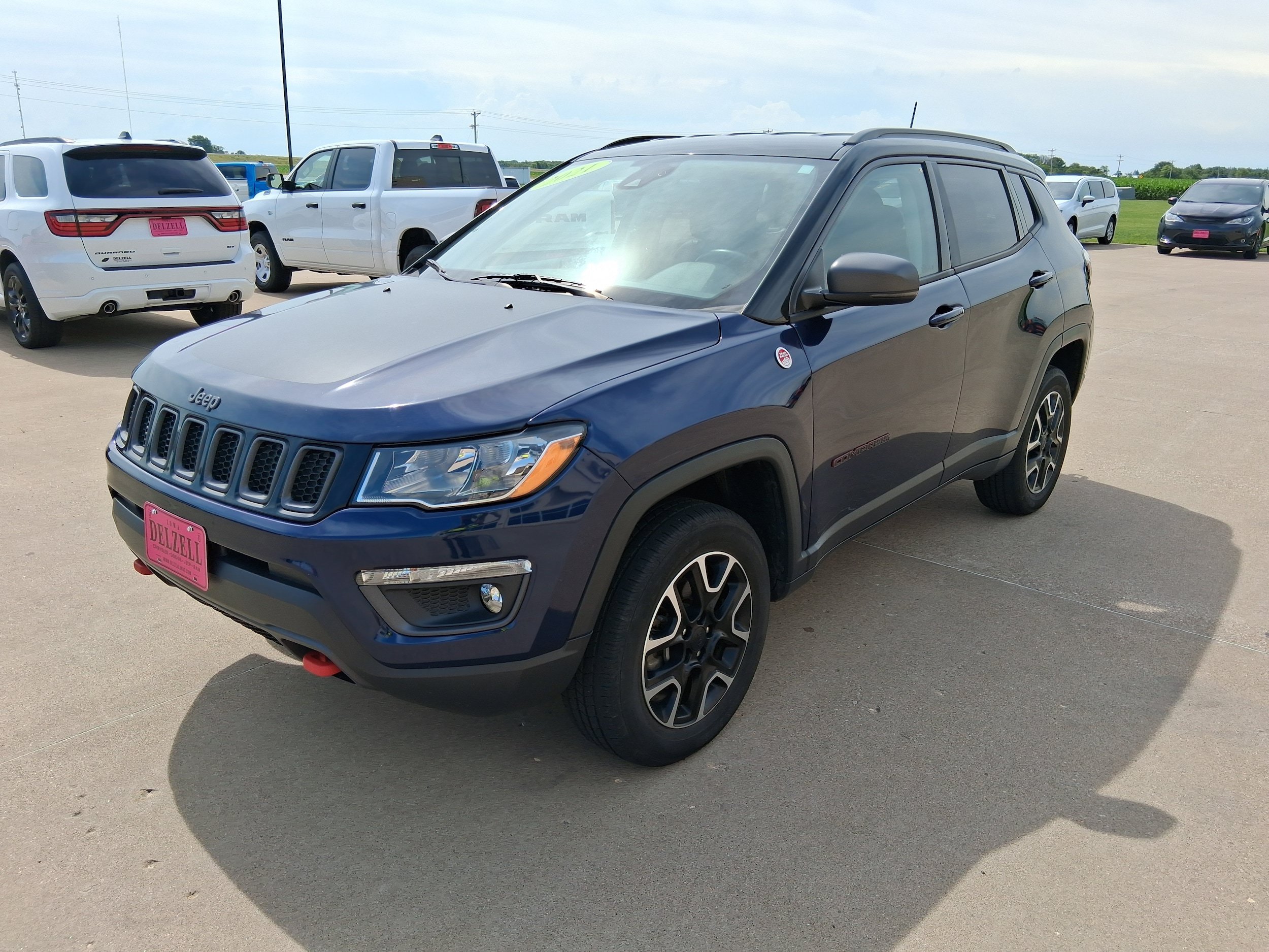 Used 2021 Jeep Compass Trailhawk AWD/4WD image 4