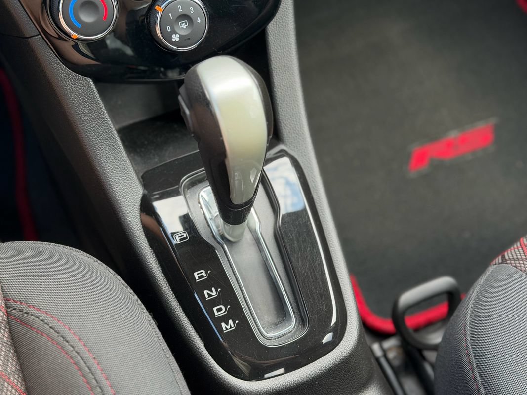 Used 2019 Chevrolet Sonic LT FWD image 18