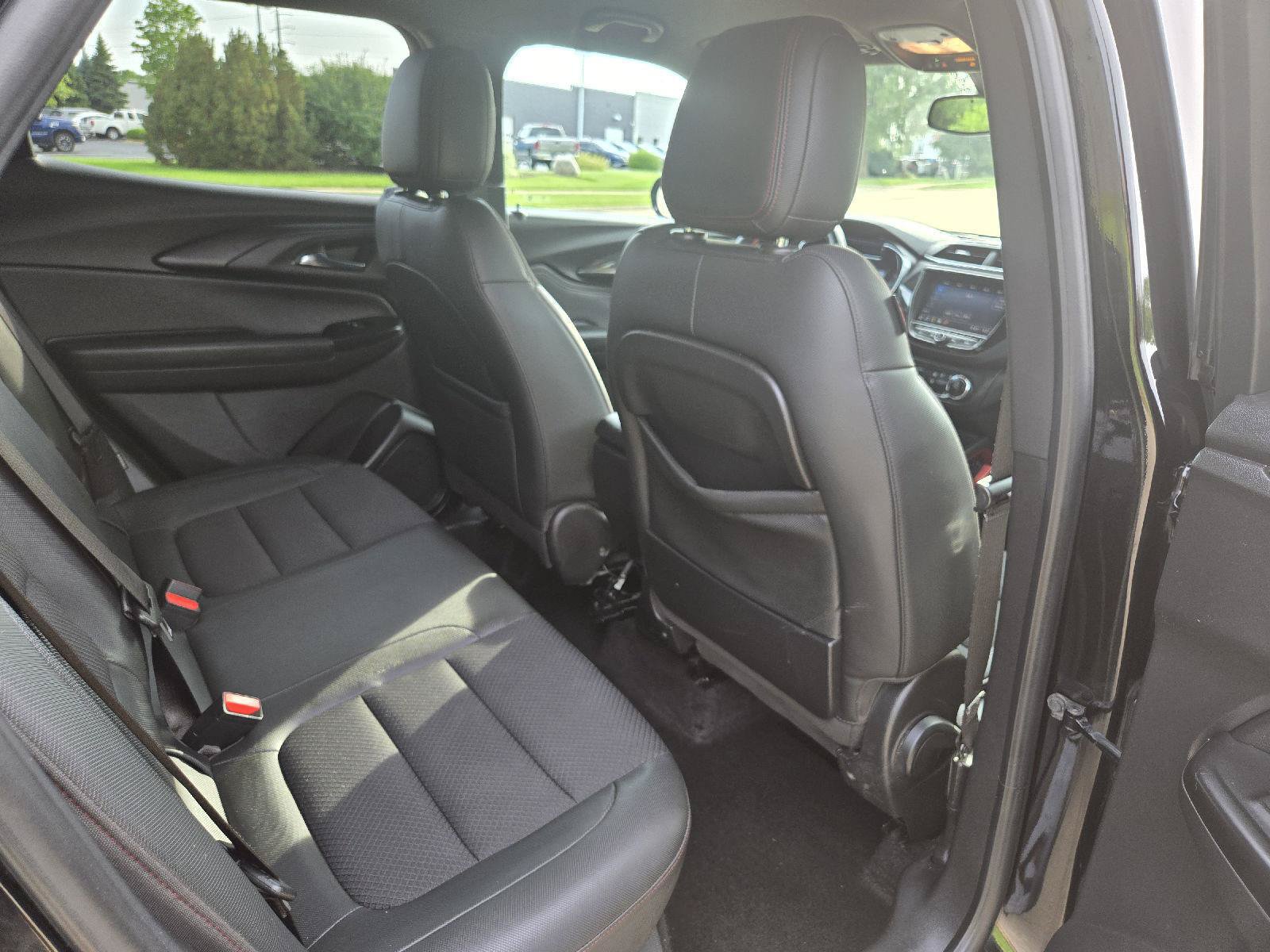 Used 2021 Chevrolet TrailBlazer RS w/ Convenience Package FWD image 27