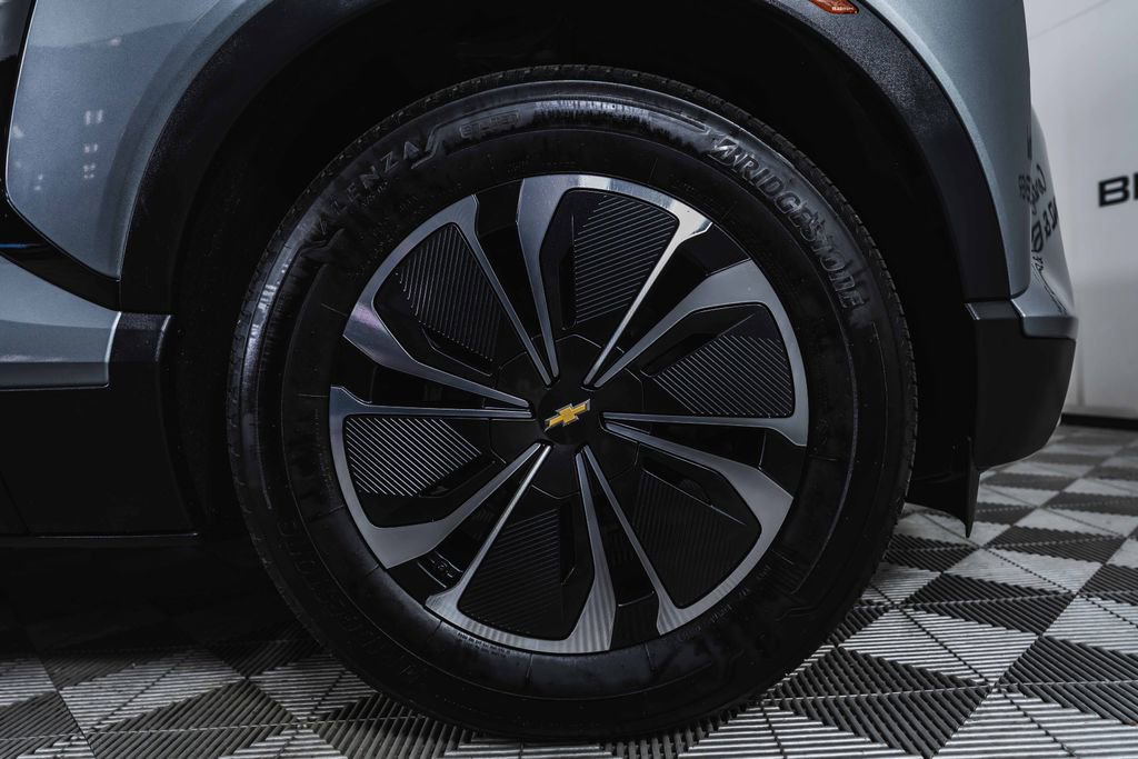 Used 2025 Chevrolet Blazer EV LT image 39