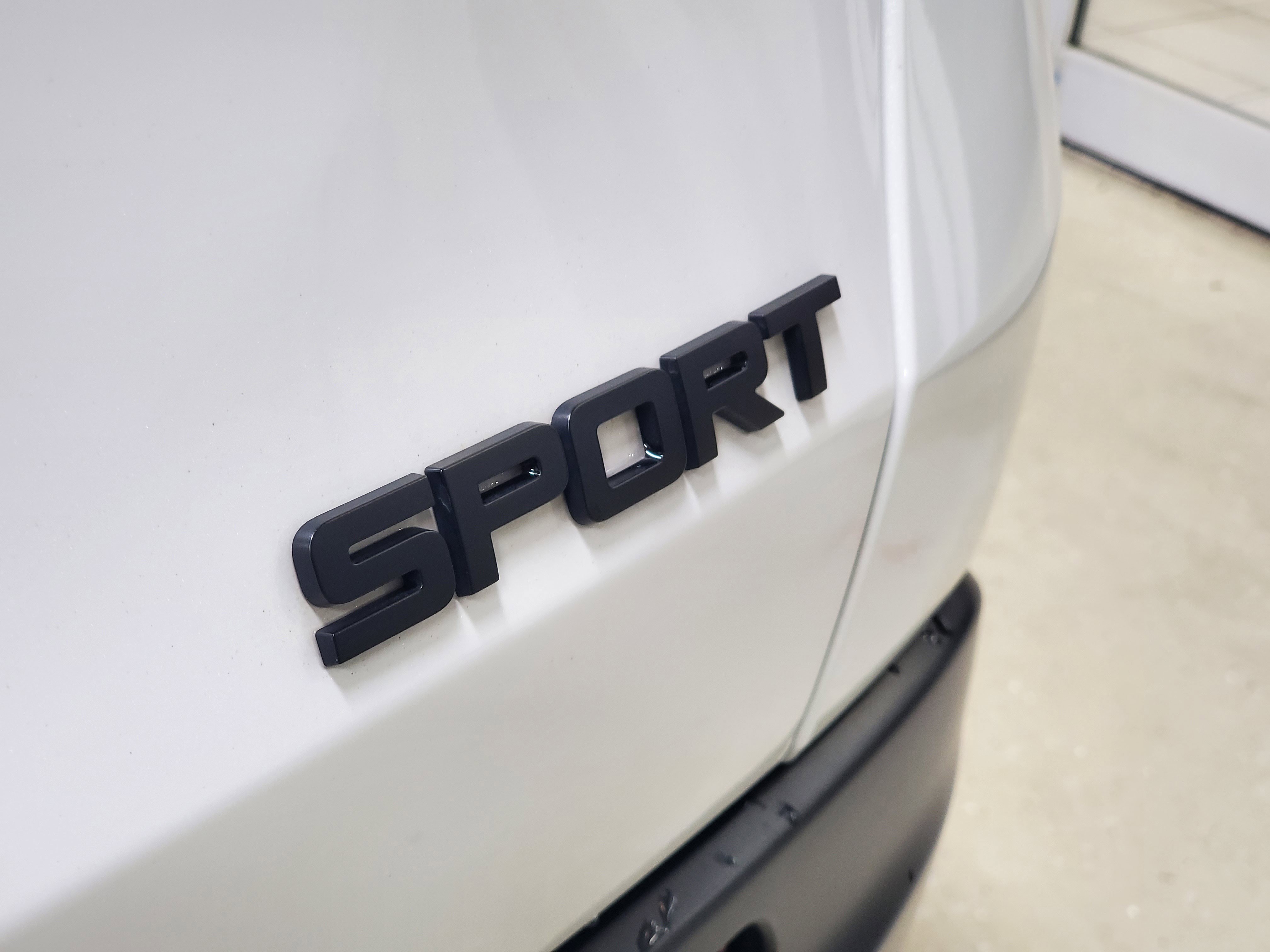Used 2024 Honda HR-V Sport image 8
