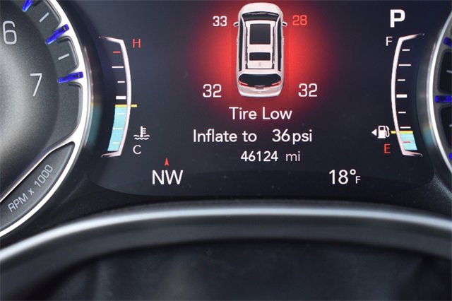 Used 2022 Chrysler Pacifica Touring-L image 15