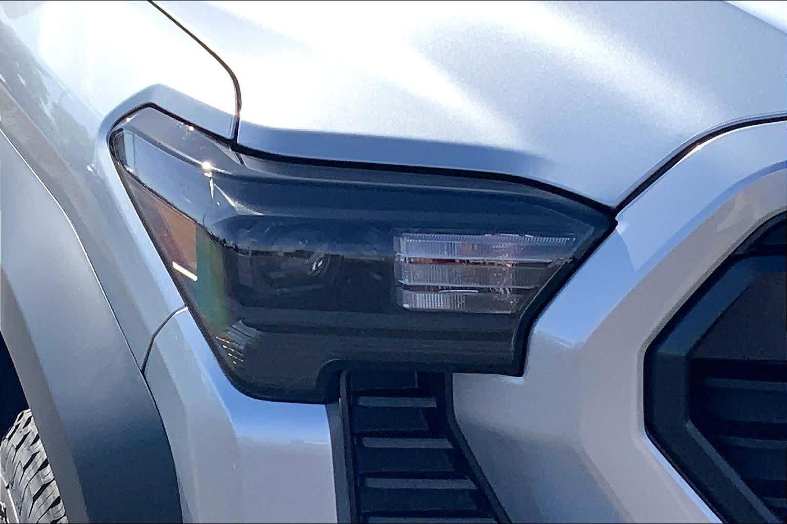 New 2026 Toyota Tacoma TRD Off-Road AWD/4WD image 13
