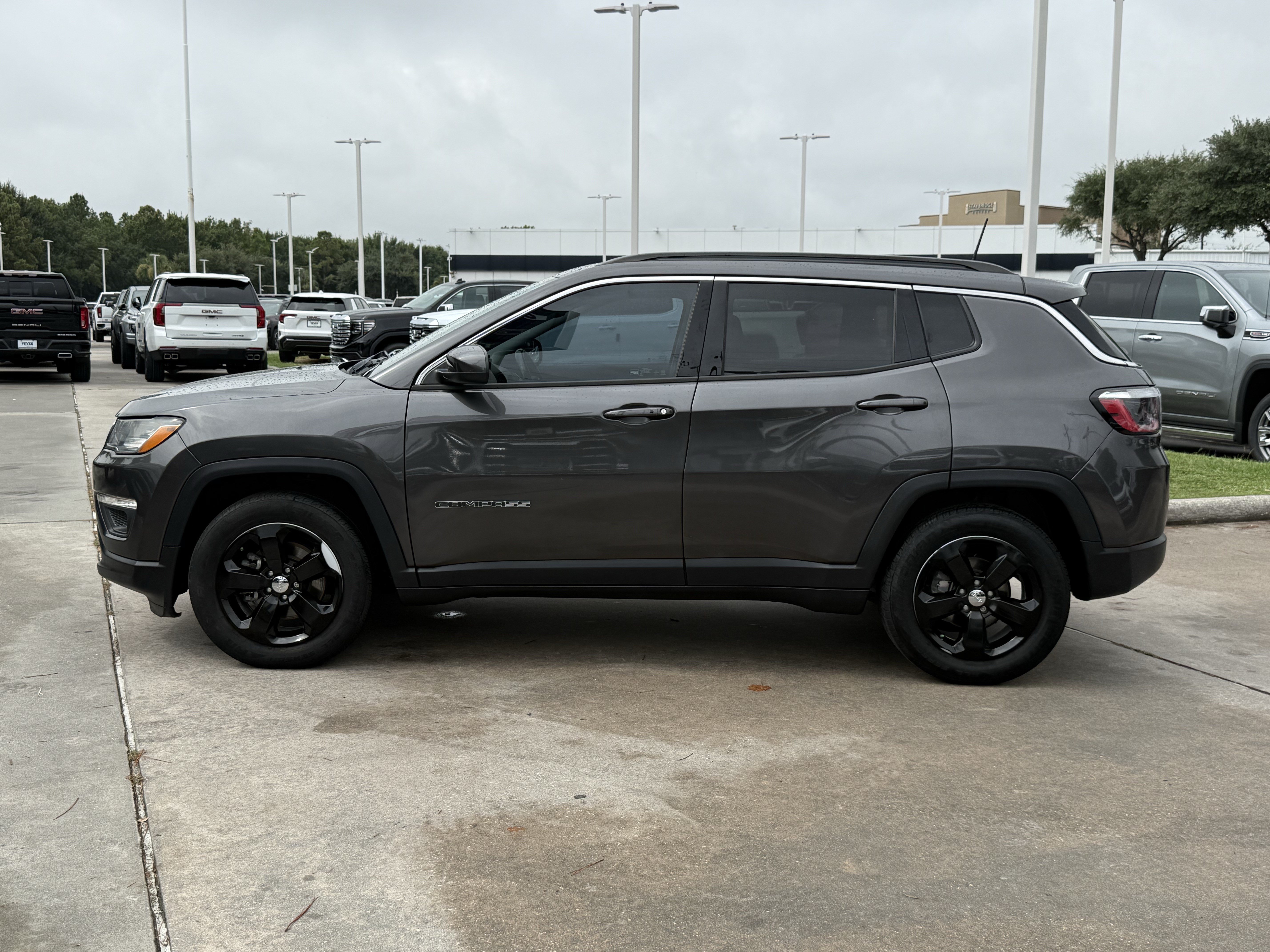 Used 2021 Jeep Compass Latitude w/ Convenience Group FWD image 8