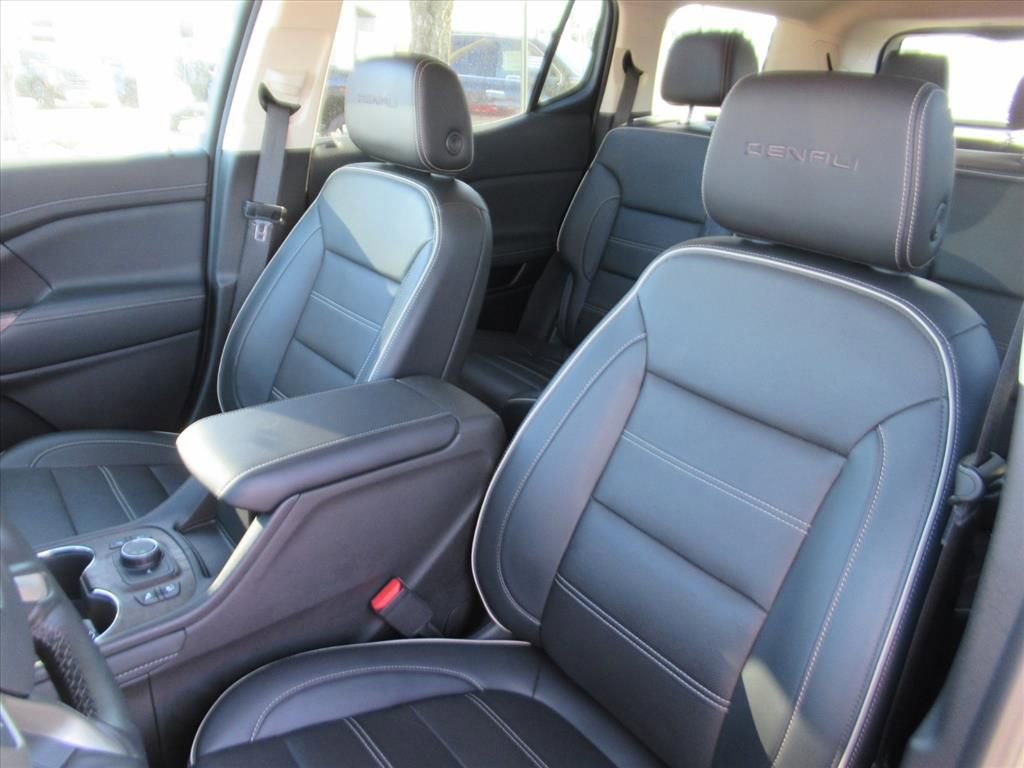 Certified 2023 GMC Acadia Denali w/ Denali Ultimate Package image 16