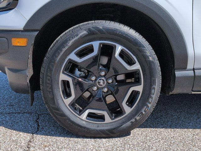 Certified 2024 Ford Bronco Sport Outer Banks w/ Tech Package image 25