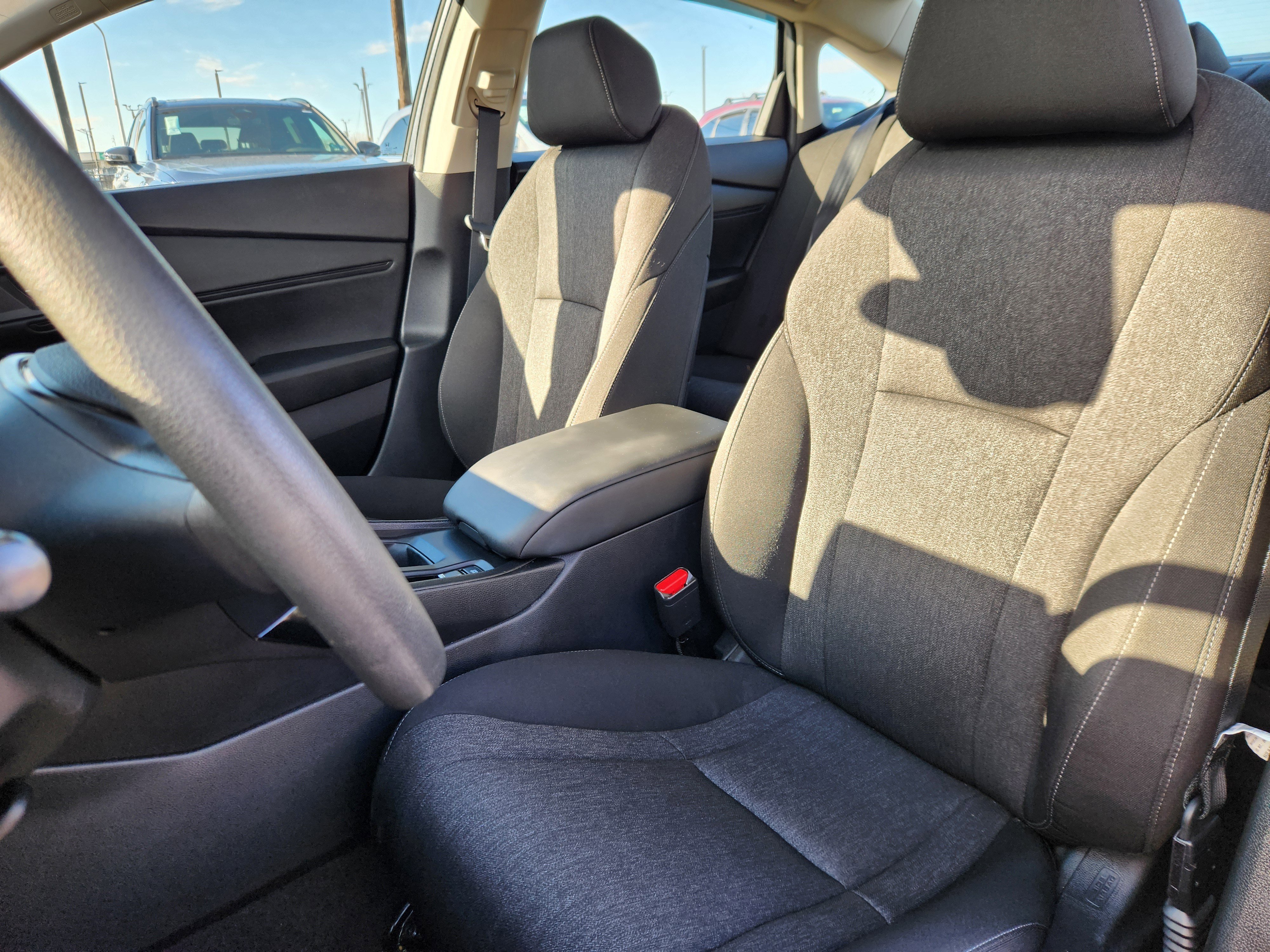 Certified 2025 Honda Accord SE image 7