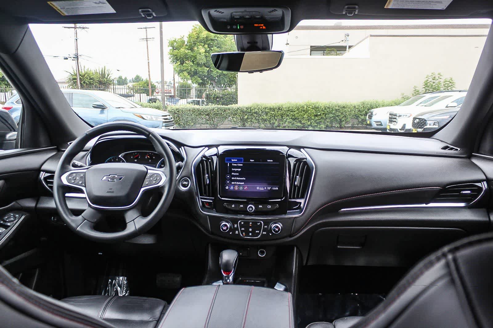 Used 2023 Chevrolet Traverse RS w/ LPO, 'HIT The Road' Package AWD/4WD image 16
