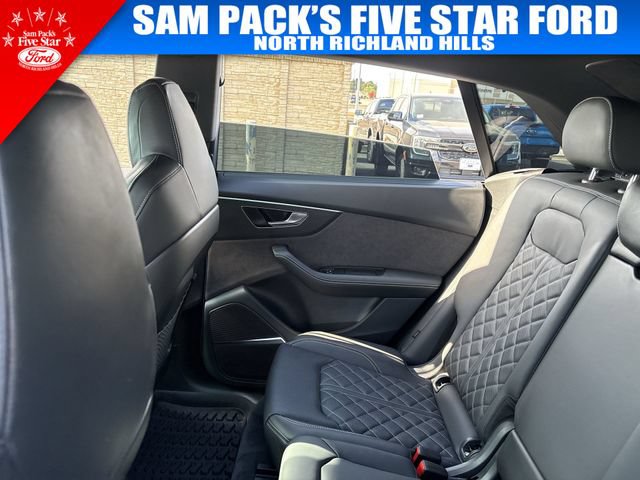 Used 2026 Audi SQ8 Premium Plus AWD/4WD image 14