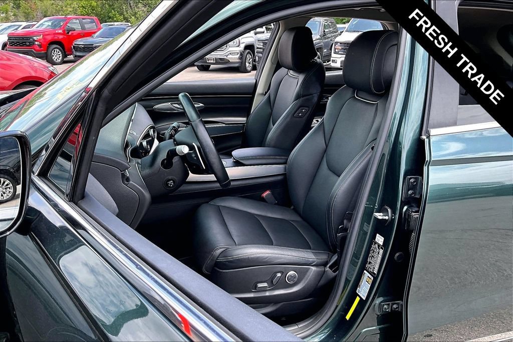 Used 2022 Genesis GV70 2.5T w/ Select Package AWD/4WD image 20
