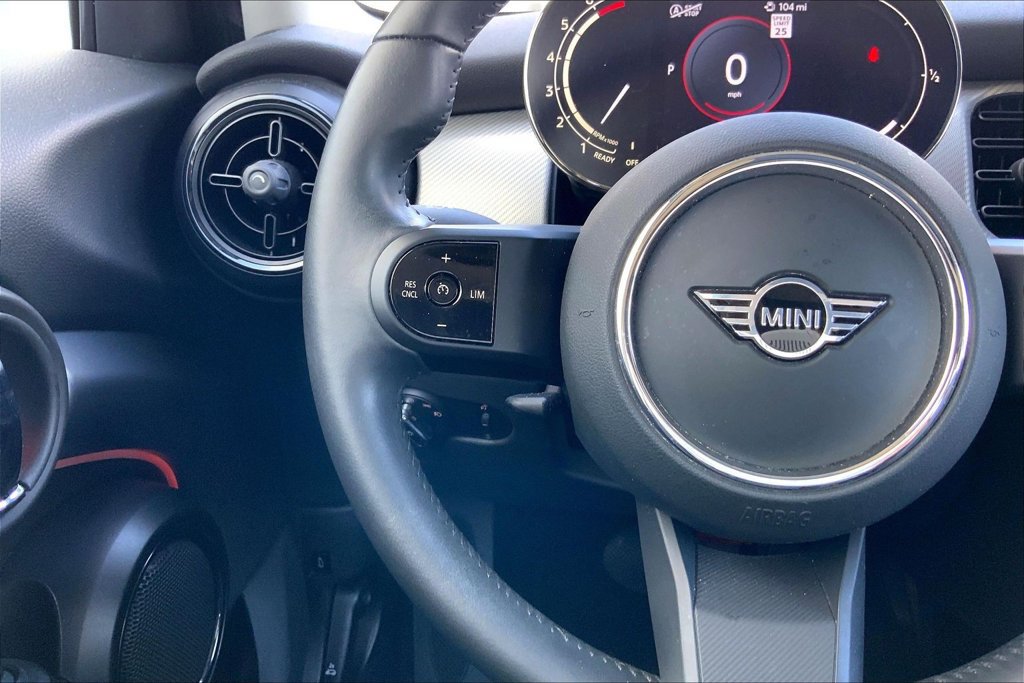 Certified 2024 MINI Cooper 4-Door Hardtop FWD image 20