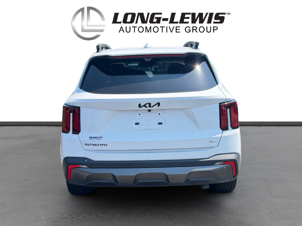 Used 2025 Kia Sorento SX Prestige AWD/4WD image 4