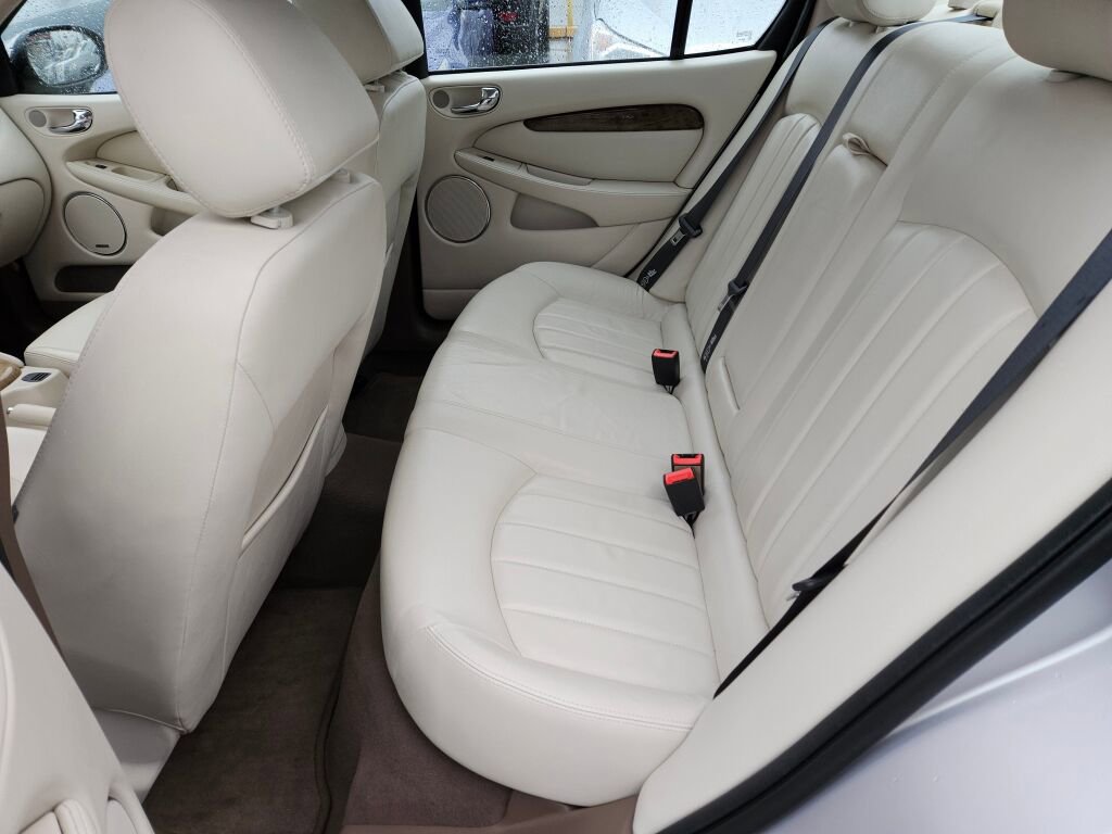 Used 2005 Jaguar X-TYPE 3.0 image 13