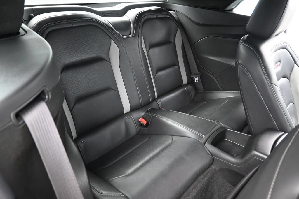 Used 2020 Chevrolet Camaro SS RWD image 27