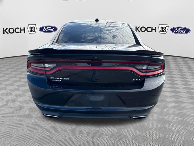 Used 2015 Dodge Charger SXT w/ AWD Plus Group image 7