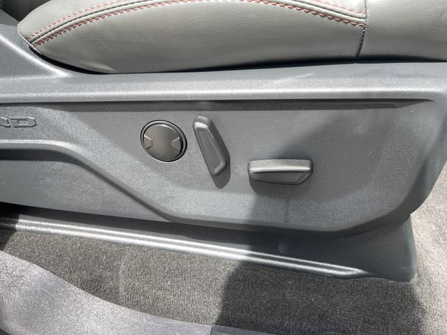 Used 2025 Ford Expedition Active AWD/4WD image 42