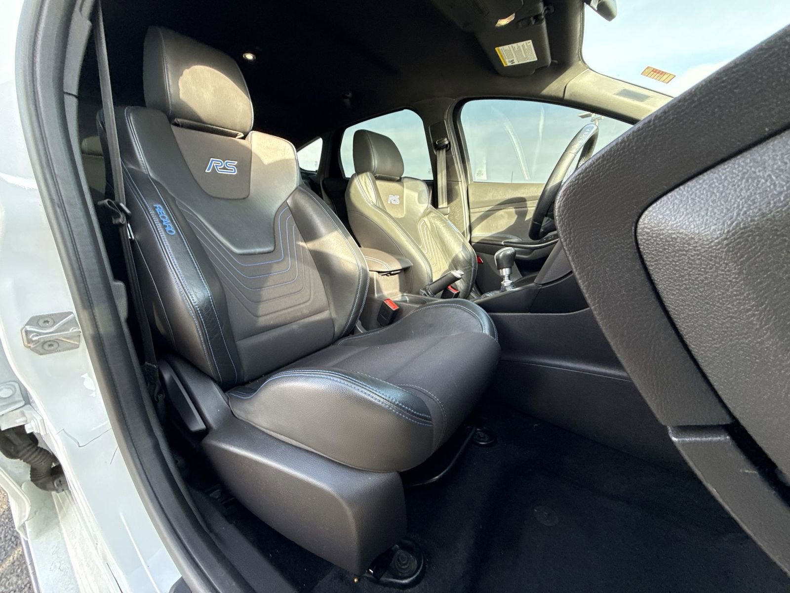 Used 2017 Ford Focus RS image 24