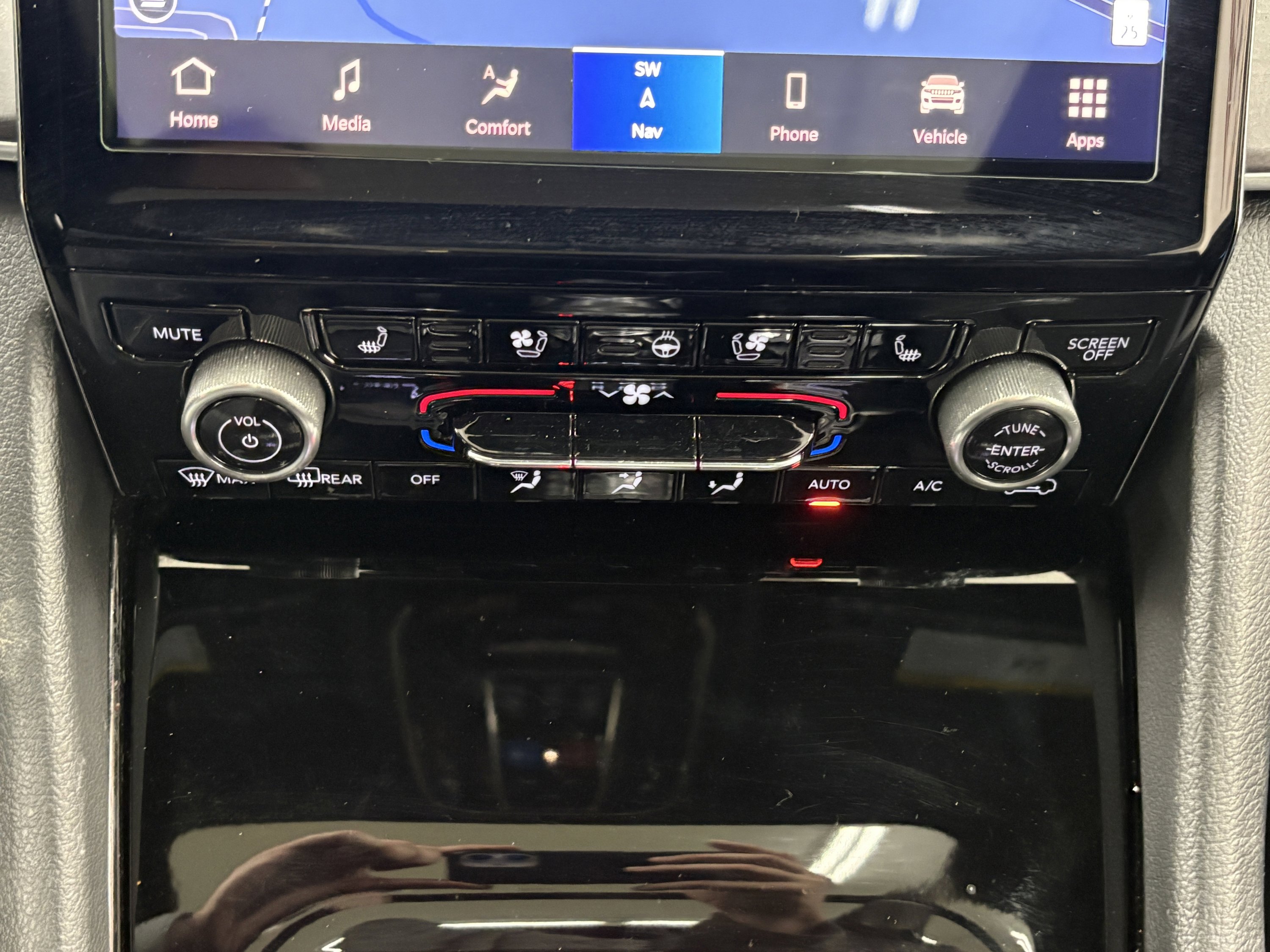 Used 2022 Jeep Grand Cherokee L Overland AWD/4WD image 33