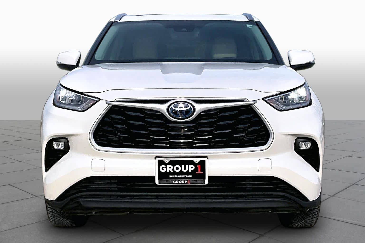 Used 2020 Toyota Highlander XLE FWD image 4