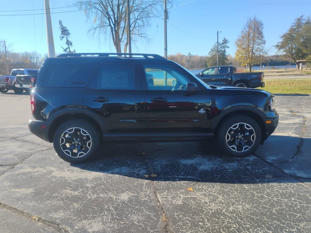 New 2025 Ford Bronco Sport Outer Banks w/ Outer Banks Tech Package+ image 4
