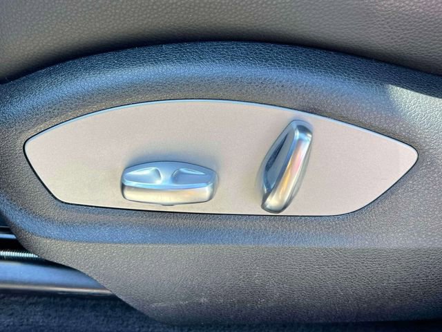 Used 2022 Porsche Macan S image 23