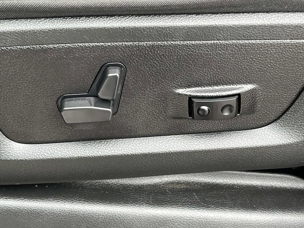 Used 2024 RAM 2500 Laramie w/ Safety Group image 11