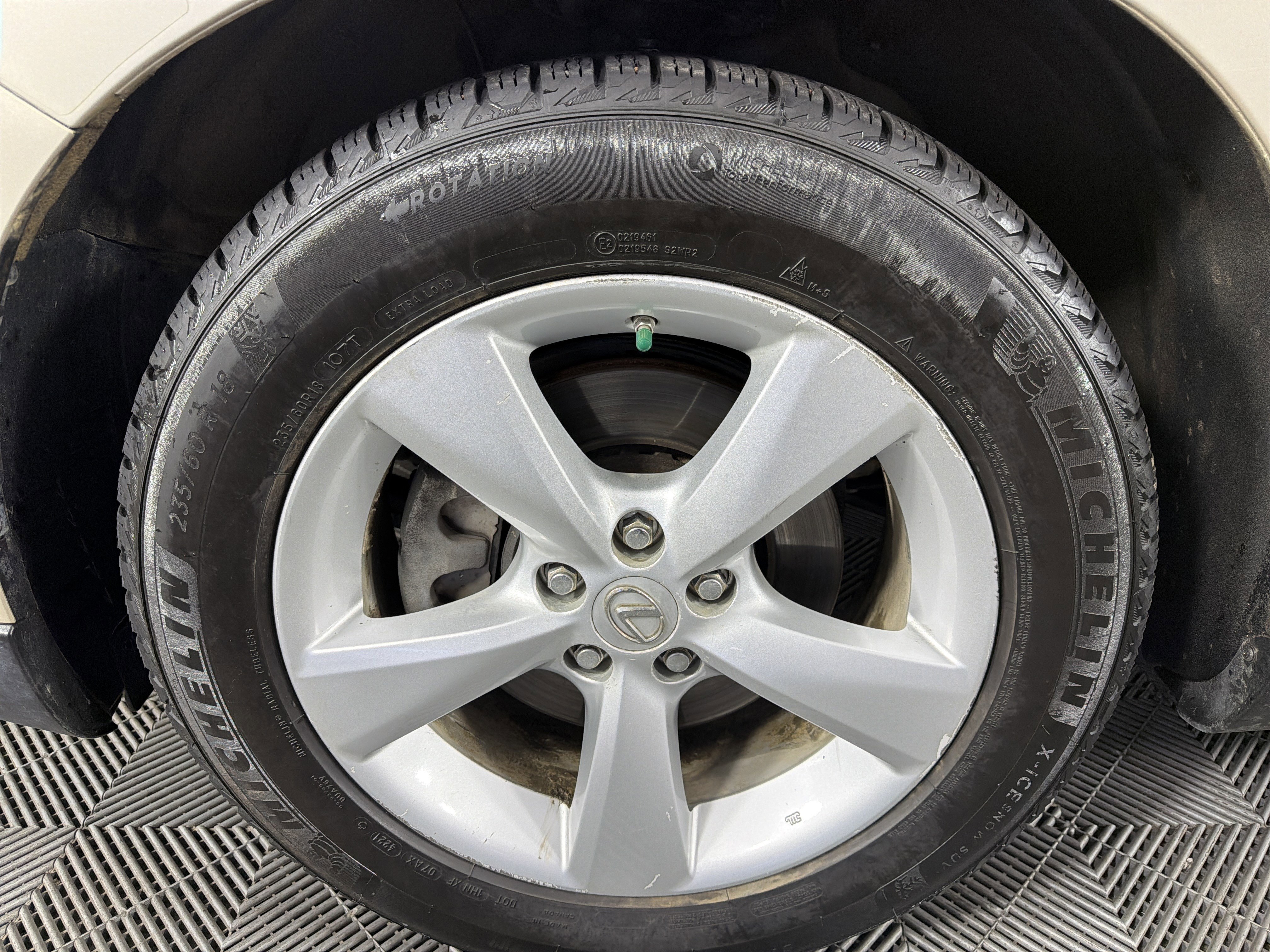 Used 2011 Lexus RX 450h AWD w/ Premium Pkg image 7