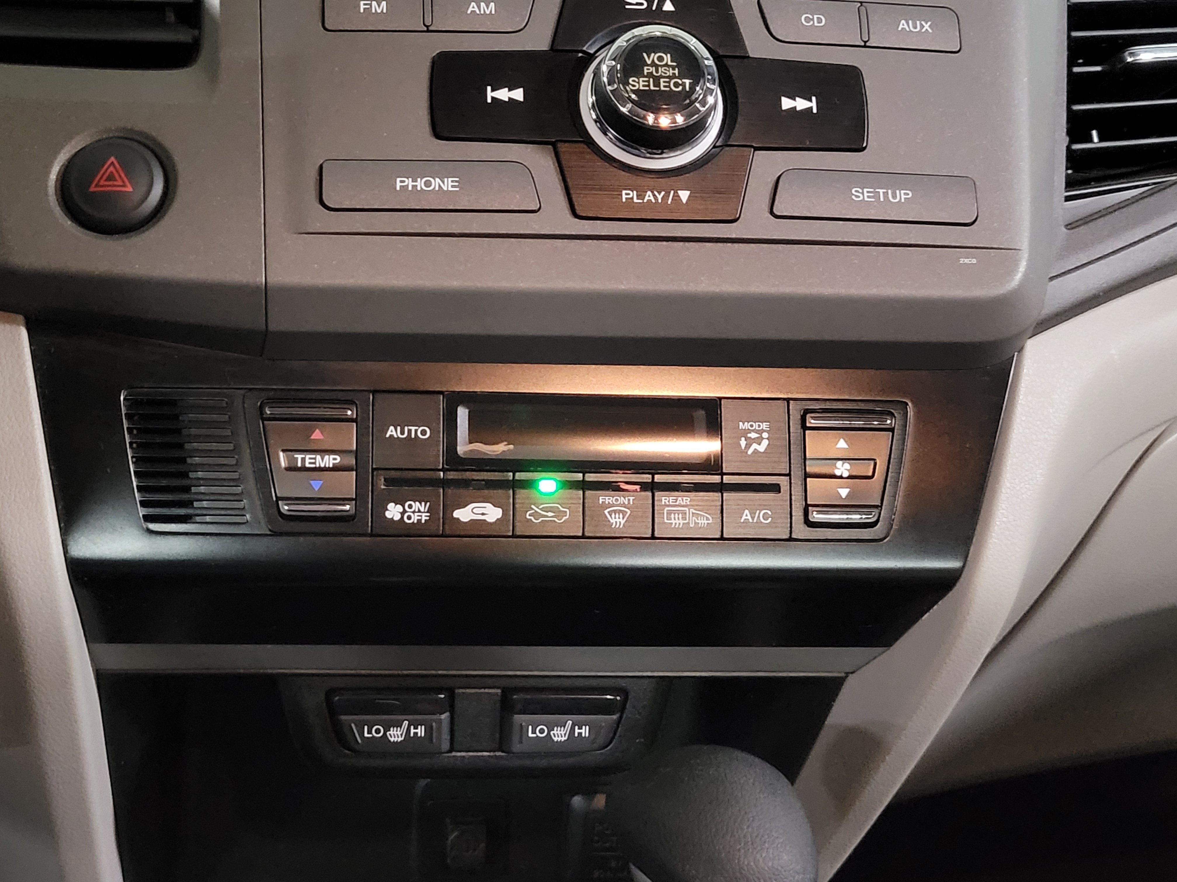 Used 2012 Honda Civic Hybrid Sedan image 32